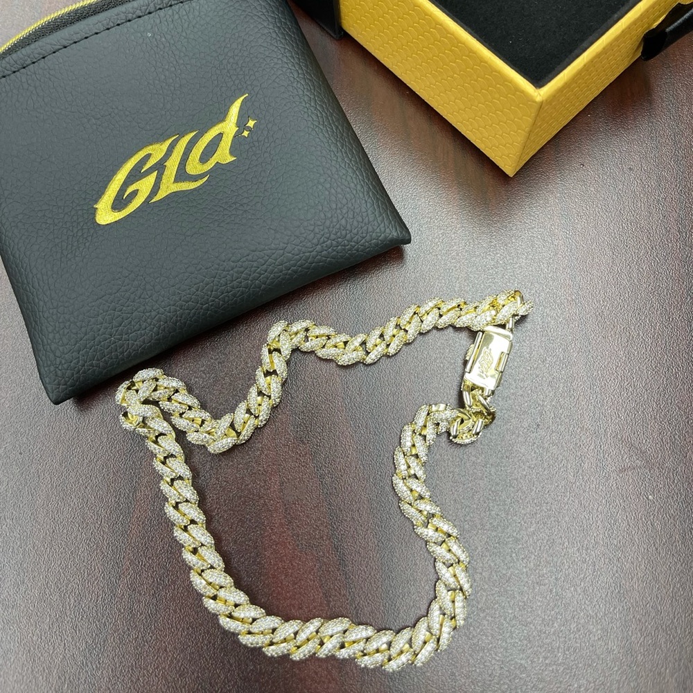 Gld cuban link chain 16’.